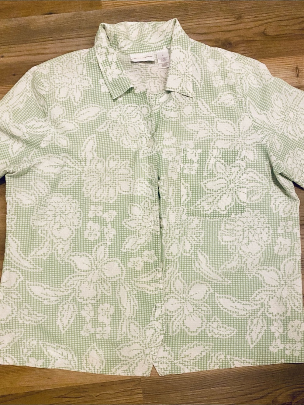 Alfred Dunner Green and White Patterned Button-Up Blouse
